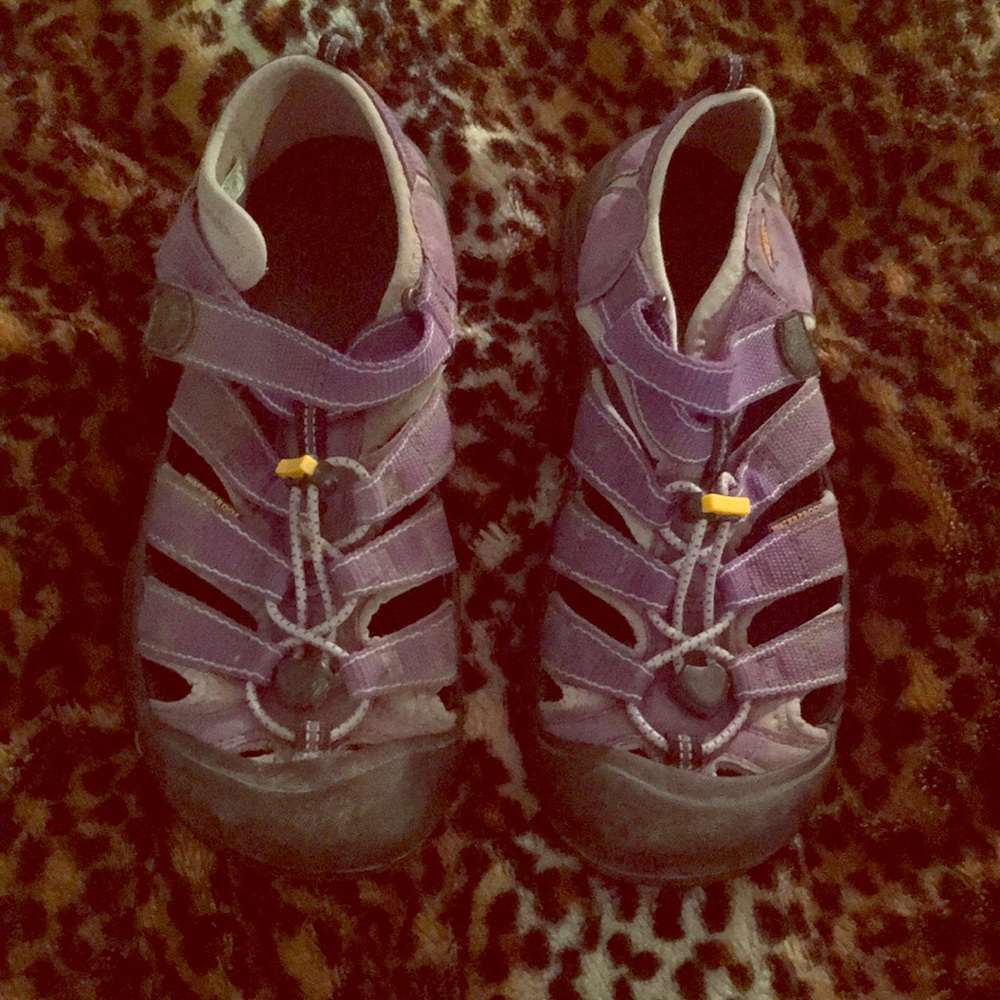 Used outdoors shoes